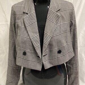 Forever 21 Career Jacket Ivory/Black Small (Previously Owned)